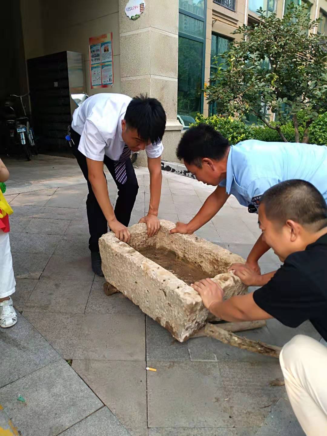 安陽(yáng)恒大綠洲物業(yè)優(yōu)質(zhì)服務(wù)受稱贊