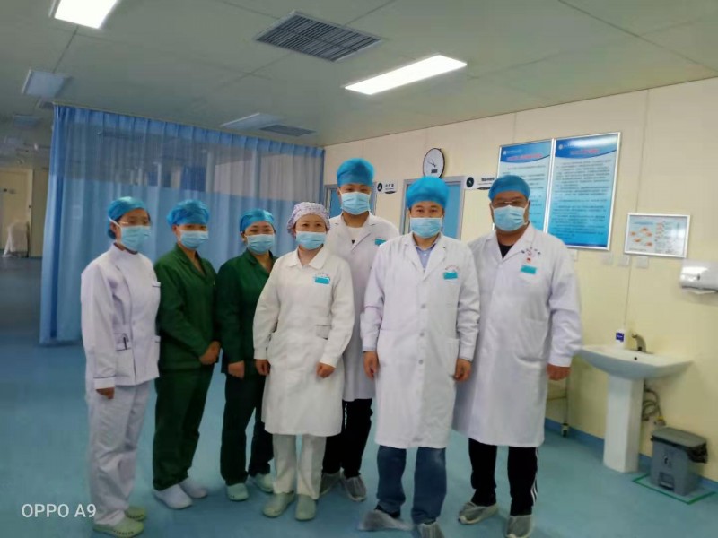 半百男子“死而復生” 家屬送旗表示感謝