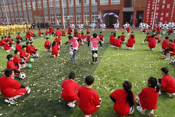 2020年全國第三屆“華奧杯”青少年校園足球邀請賽在安陽橋小學開幕-中國商網|中國商報社7