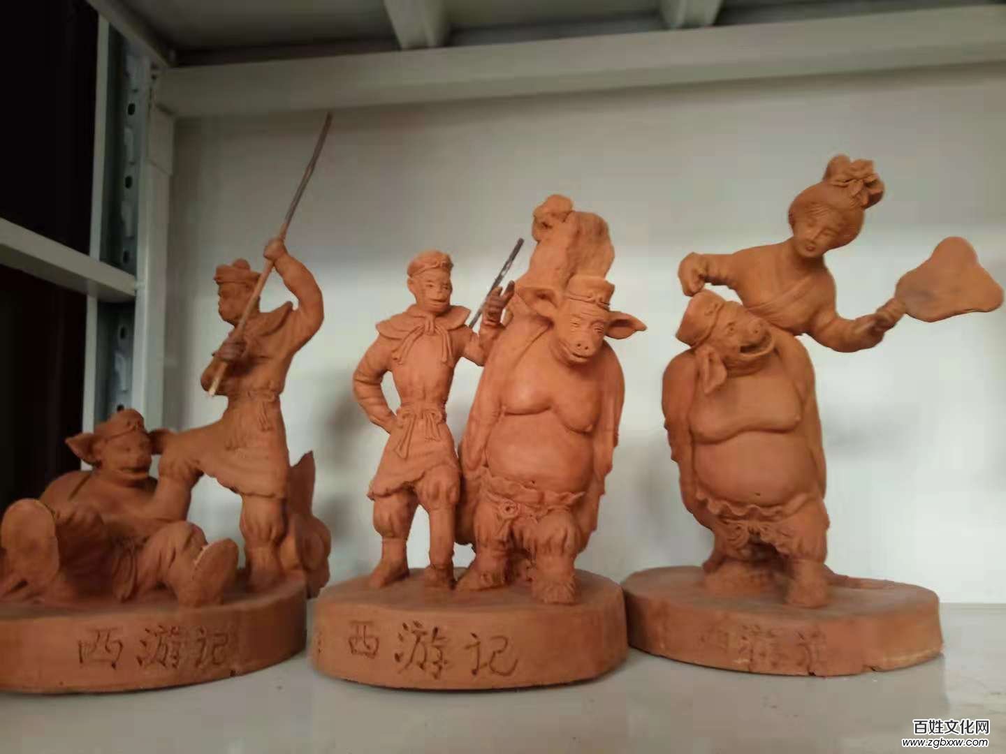 妙筆繪丹青 巧手塑經(jīng)典——訪河北省美術(shù)家協(xié)會(huì)會(huì)員周榮全