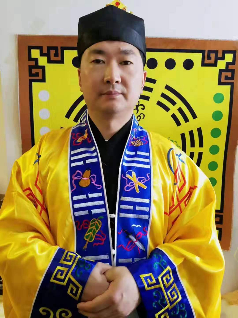 張齊山:道醫師、非藥物能量調理師