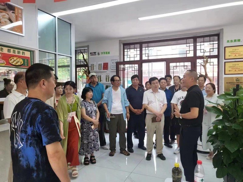 “肝膽相照”正念杯中國文藝名家文學(xué)書畫攝影青州采風(fēng)創(chuàng)作論壇暨頒獎活動成功舉辦